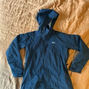 REI black mid weight zip jacket
